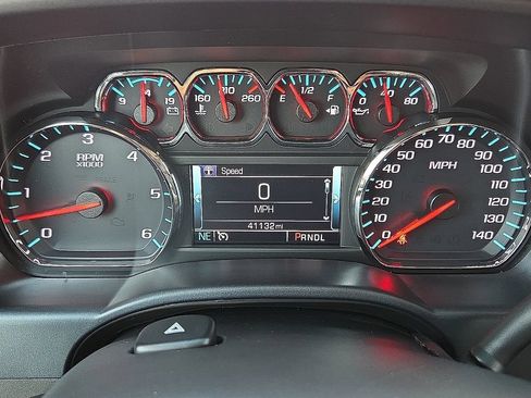 Used 2018 Chevrolet Silverado 1500 LT w/ Texas Edition AWD/4WD image 18