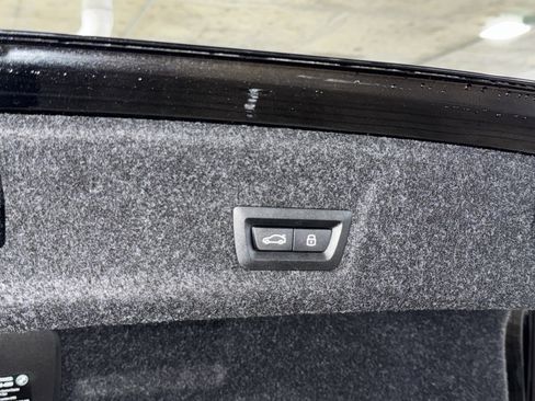 Certified 2025 BMW 330i Sedan w/ Premium Package image 14