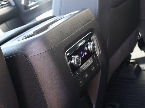 New 2026 GMC Yukon AT4 w/ AT4 Premium Plus Package AWD/4WD image 19