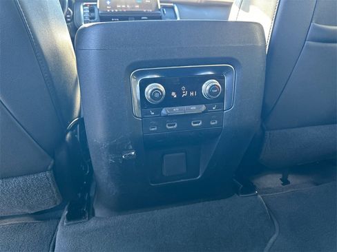 Used 2021 GMC Yukon AT4 w/ AT4 Premium Plus Package image 24