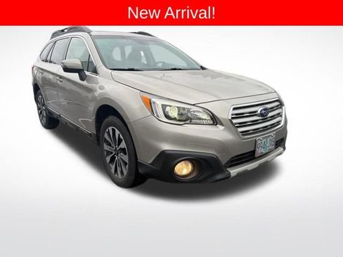 Used 2017 Subaru Outback 2.5i Limited image 1