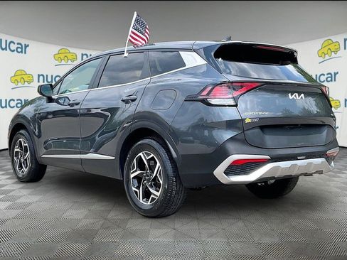 Used 2023 Kia Sportage LX AWD/4WD image 4