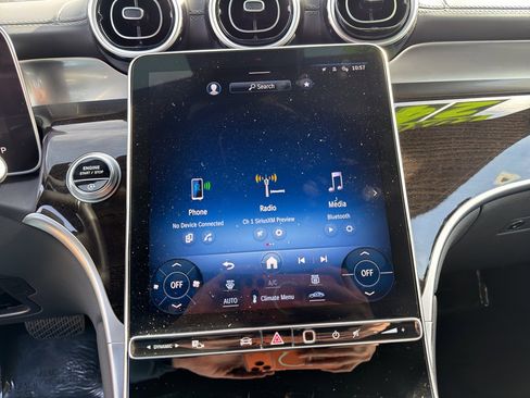 Used 2024 Mercedes-Benz GLC 300 image 20