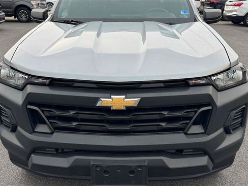 Used 2023 Chevrolet Colorado W/T RWD image 19