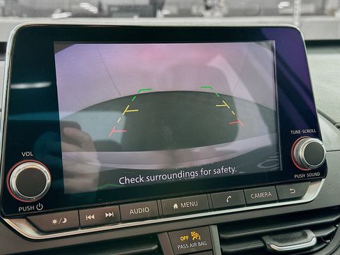 Used 2019 Nissan Altima 2.5 SV FWD image 21