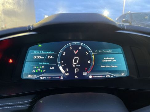 Used 2025 Chevrolet Corvette Stingray Coupe w/ 1LT image 13