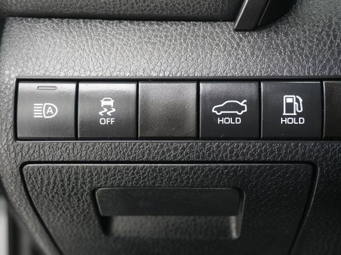 Used 2019 Toyota Camry XSE w/ Navigation Package image 24