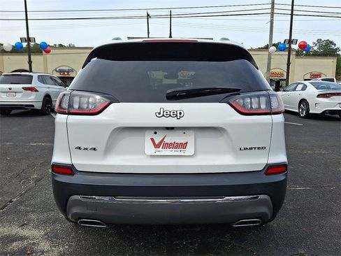 Used 2022 Jeep Cherokee Limited image 5