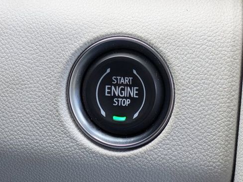 Used 2024 GMC Acadia Denali w/ Super Cruise Package FWD image 34