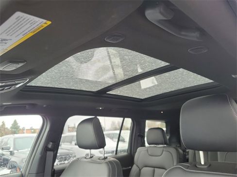 New 2025 Jeep Grand Cherokee L Limited w/ Trailer Tow Package image 21