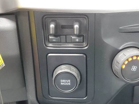 Used 2023 Ford F550 2WD Regular Cab Super Duty image 22