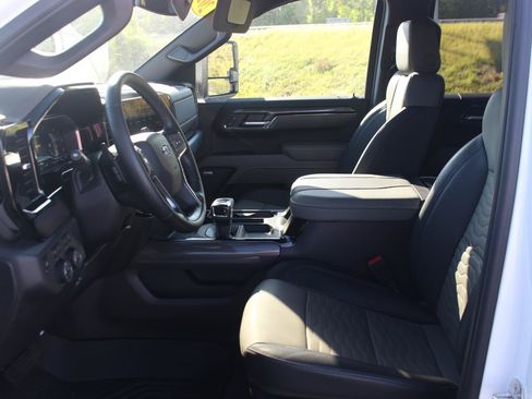 Used 2024 Chevrolet Silverado 1500 ZR2 w/ ZR2 Bison Edition AWD/4WD image 21