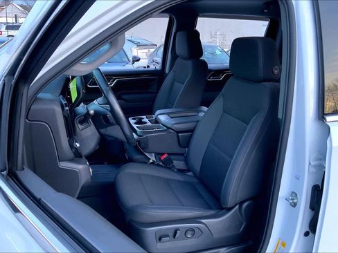 Used 2023 GMC Sierra 1500 SLE image 9