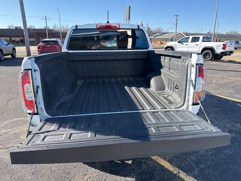 Used 2021 GMC Canyon Denali image 18