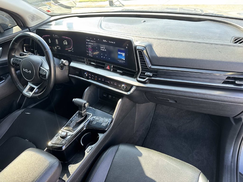 Used 2024 Kia Sportage EX FWD image 12
