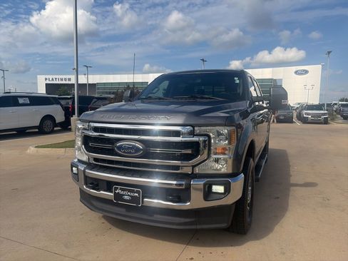 Used 2021 Ford F250 Lariat w/ Lariat Value Package AWD/4WD image 26