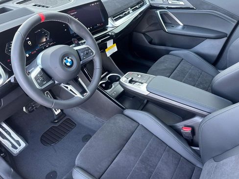 Used 2026 BMW X1 M35i w/ Technology Package image 4