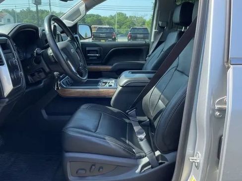 Used 2017 Chevrolet Silverado 1500 LTZ w/ Sport Package AWD/4WD image 24