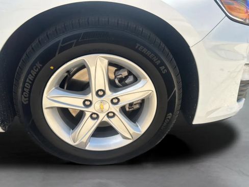 Used 2025 Chevrolet Malibu LS FWD image 29