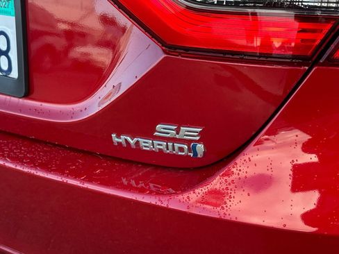 Certified 2023 Toyota Camry SE FWD image 7