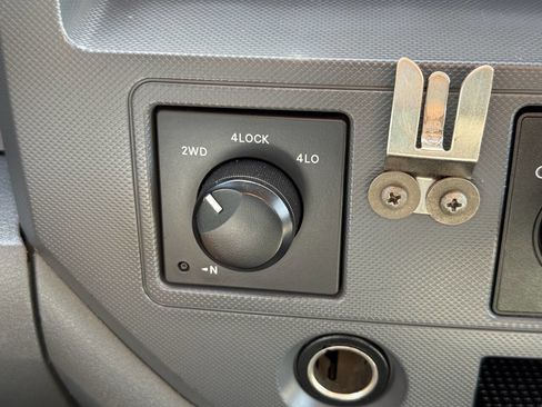 Used 2006 Dodge Ram 2500 Truck SLT w/ Light Group image 26