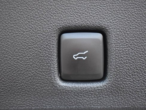 Used 2025 Ford Escape ST-Line AWD/4WD image 18