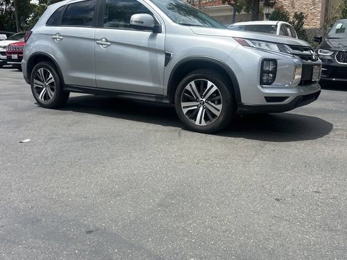 Used 2025 Mitsubishi Outlander Sport SE AWD/4WD image 5
