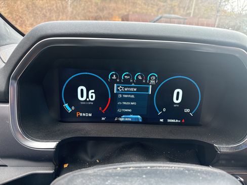 Used 2022 Ford F150 Platinum w/ Trailer Tow Package image 24