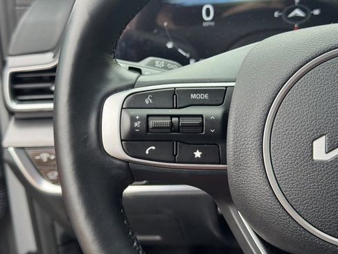 Certified 2025 Kia Sportage SX image 31