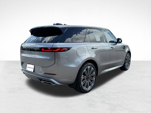 New 2026 Land Rover Range Rover Sport Dynamic SE AWD/4WD image 9
