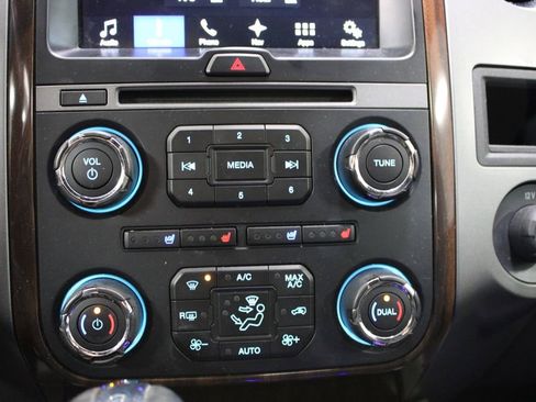 Used 2017 Ford Expedition Platinum image 33
