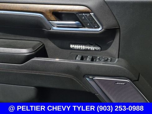 Used 2023 Chevrolet Silverado 1500 High Country w/ Technology Package AWD/4WD image 34