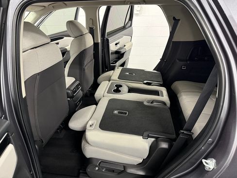 Used 2023 Honda Pilot LX image 14