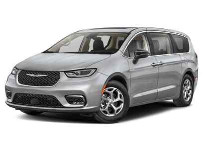 Certified 2025 Chrysler Pacifica Limited