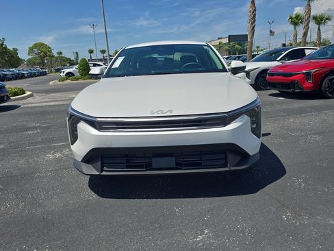 New 2026 Kia K4 FWD image 3