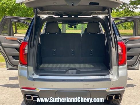 Used 2025 GMC Yukon Denali AWD/4WD image 47