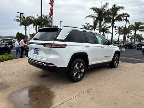 Used 2024 Jeep Grand Cherokee Limited 4xe AWD/4WD image 5