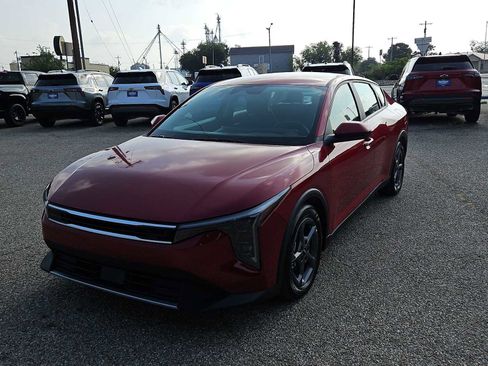Used 2025 Kia K4 FWD image 4