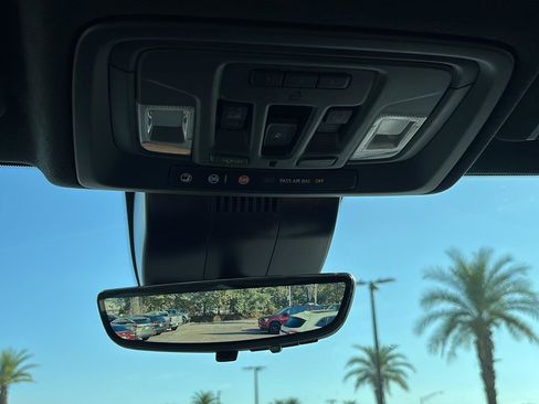 Certified 2025 GMC Sierra 2500 Denali Ultimate image 38