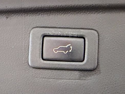 Used 2019 Subaru Outback 2.5i Limited AWD/4WD image 32