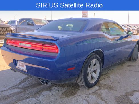 Used 2009 Dodge Challenger R/T image 8