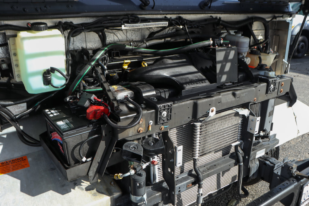 Used 2019 Ford E-450 and Econoline 450 Super Duty RWD image 10