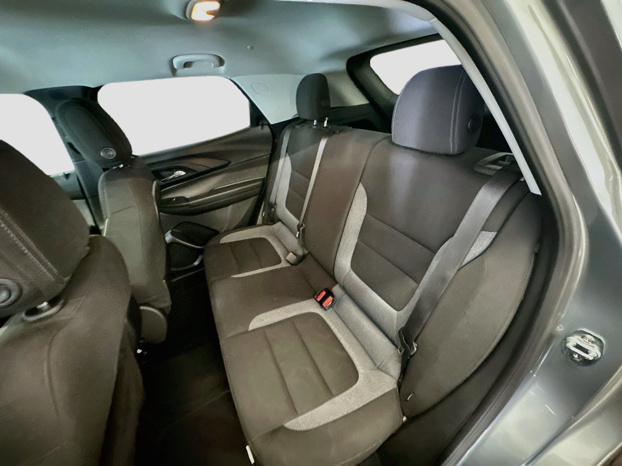 Used 2025 Chevrolet TrailBlazer LT AWD/4WD image 28