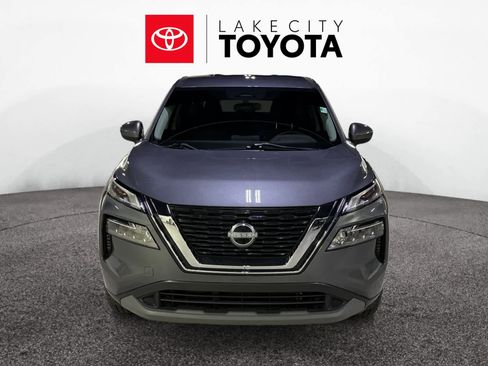 Used 2023 Nissan Rogue SV image 11