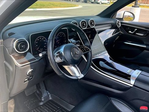 Used 2024 Mercedes-Benz GLC 300 4MATIC image 14