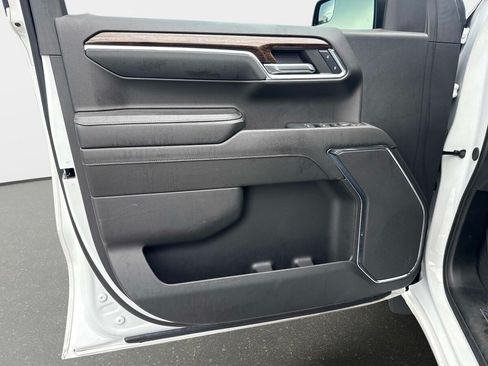 Used 2024 GMC Sierra 1500 Elevation RWD image 16