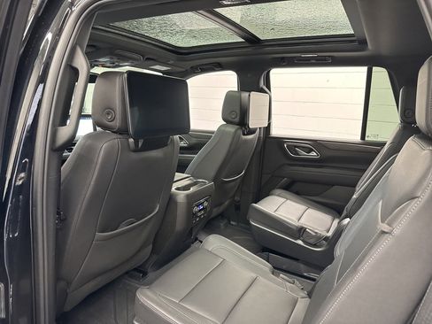 Used 2023 Chevrolet Tahoe Z71 w/ Luxury Package image 49