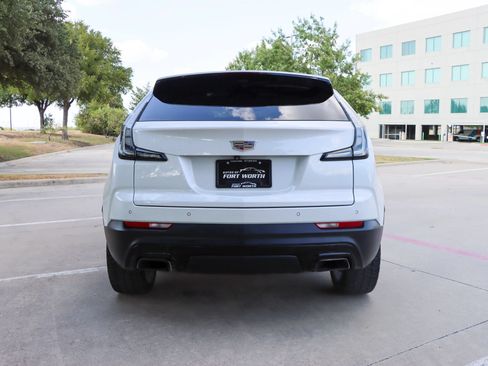 Used 2023 Cadillac XT4 Sport FWD image 6