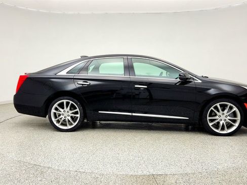 Used 2016 Cadillac XTS Premium FWD image 4