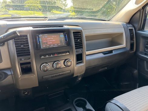 Used 2012 RAM 2500 ST w/ Chrome Appearance Group AWD/4WD image 14